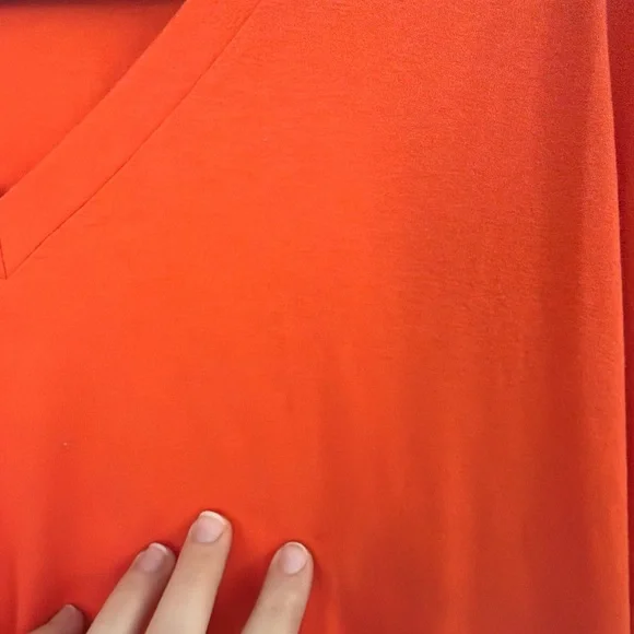 Orange cropped v neck top - Picture 5 of 5